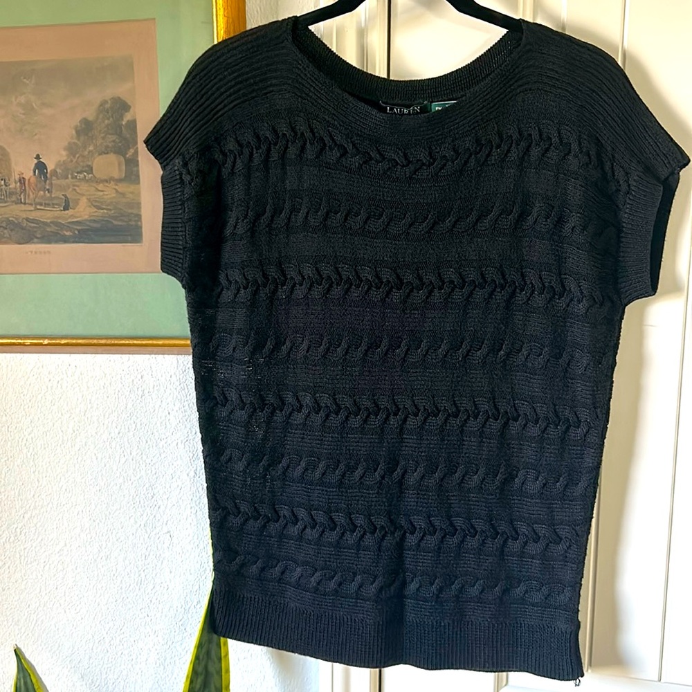 Beautiful Lauren black sweater top size MP
